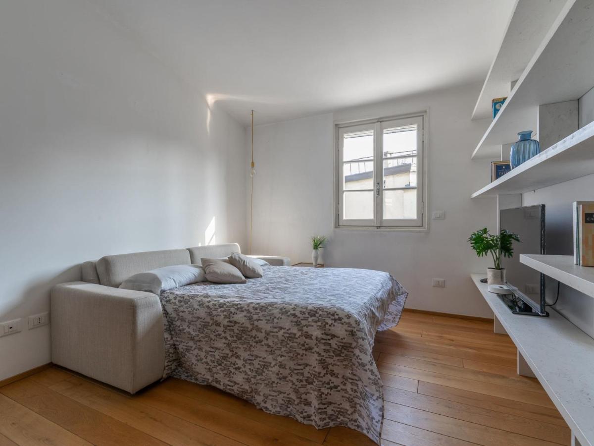 The Best Rent - Lovely One-Bedroom Apartment In Moscova Милано Екстериор снимка
